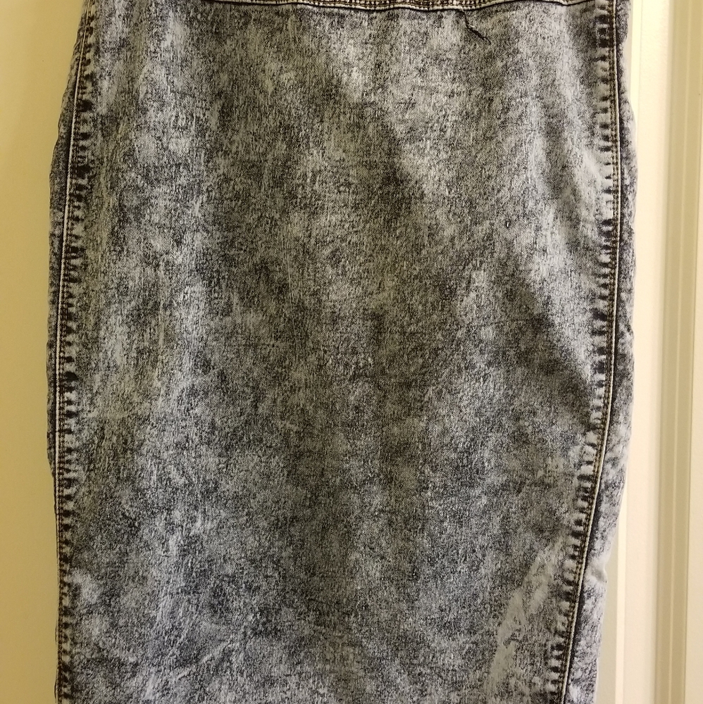 Roma Studio Premium Collection skirt